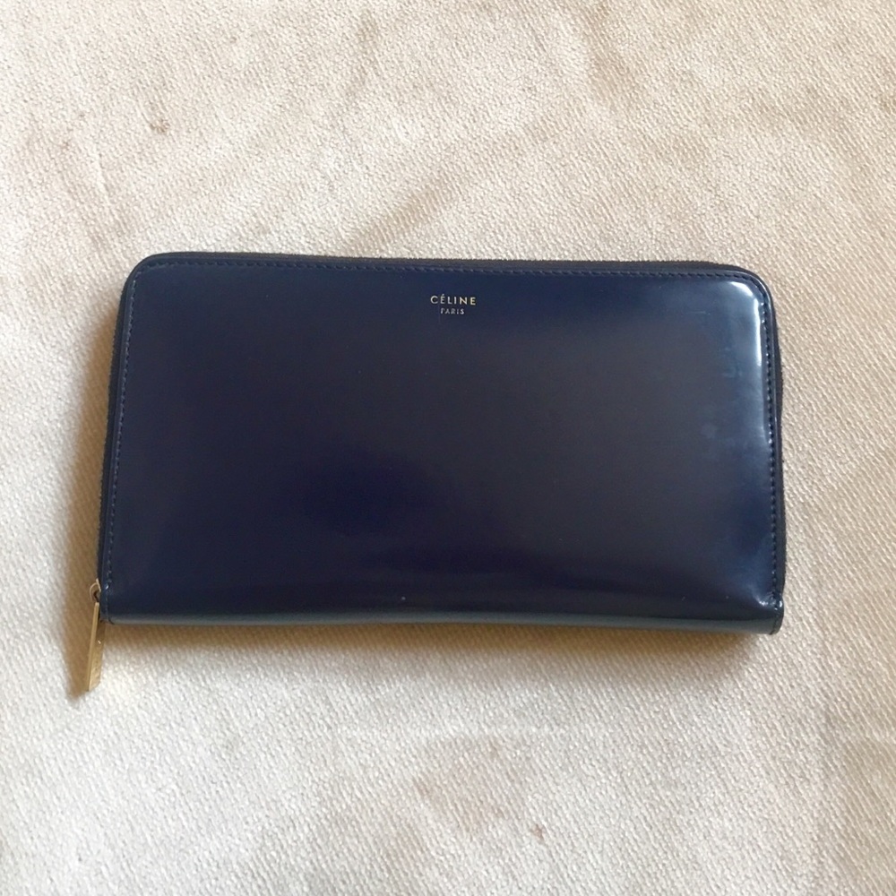 Céline  |  zip around wallet
